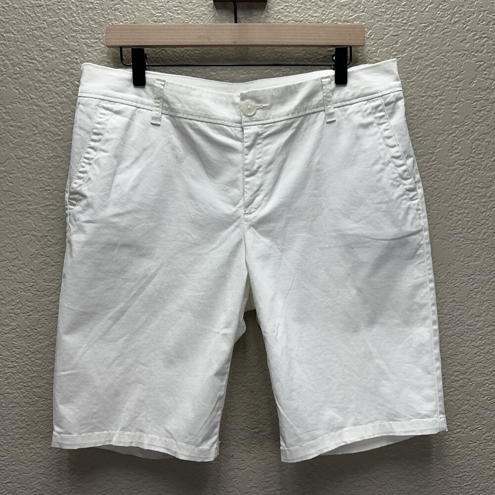 Liz Claiborne Bermuda Shorts Womens 12 White Mid Rise Minimalist